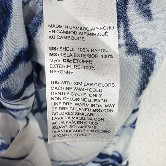 Chicos Blue Animal Print Button Down Blouse Size 3‎ (XL 16/18) Long Sleeve NWT - Picture 10 of 13